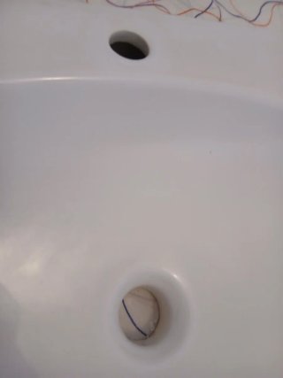 Lavabo de cerámica blanco