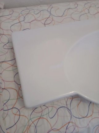 Lavabo de cerámica blanco