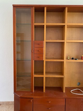 Mueble de salón de madera