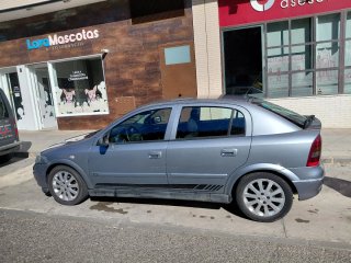 Opel Astra 2004