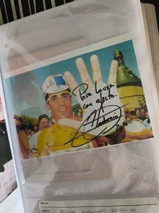 Autógrafo Miguel Indurain Para Laura con afecto