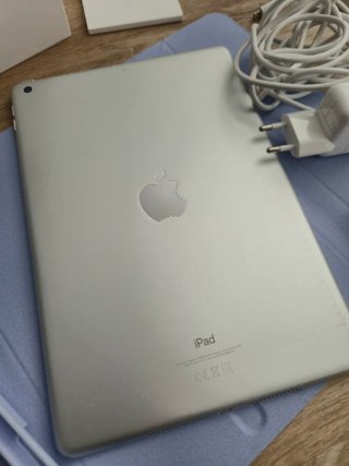 iPad 7ª Gen 128GB Plata 2019