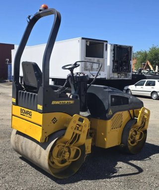 RODILLO COMPACTADOR BOMAG BW120 AD-4