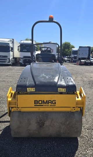 RODILLO COMPACTADOR BOMAG BW120 AD-4