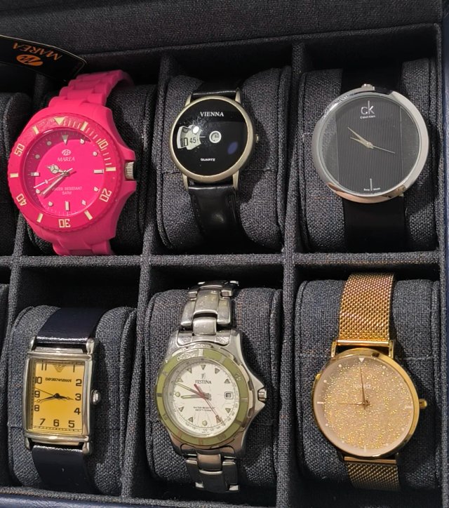 Lote de 12 Relojes de Marca