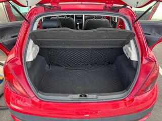 Peugeot 207 1.6 HDi 90 CV • Techo panorámico