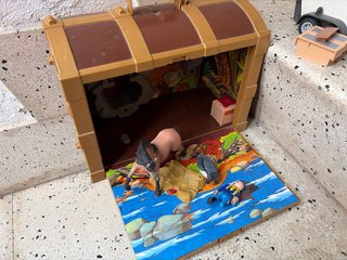 Playmobil: Coche, Barco, Remolque y Figuras lote