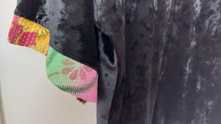 Kimono KALAMI terciopelo negro nuevo con etiqueta