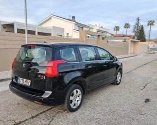 Peugeot 5008 2014