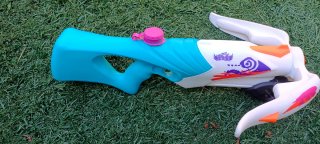 Pistola de agua Nerf