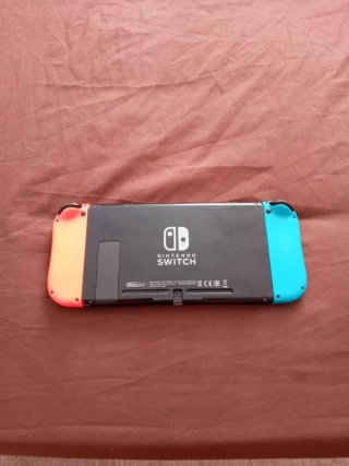 Nintendo Switch Azul y Rojo