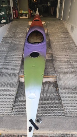 Kayak de fibra de mar