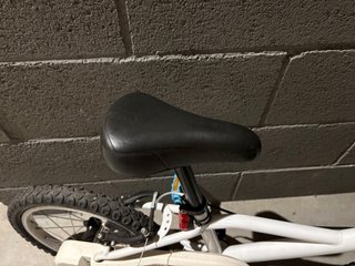 2 Bicicletas Infantiles.1 de equilibrio y 1 inicio