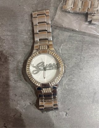 Reloj Guess Mujer Plata