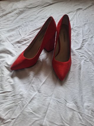 Zapatos tacón rojos Talla 38