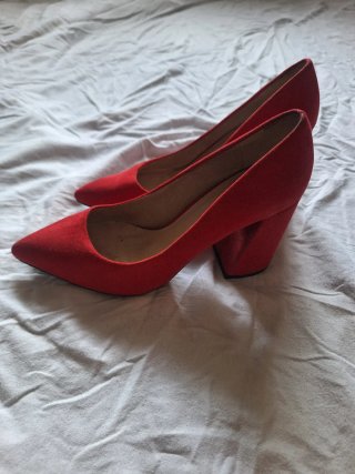 Zapatos tacón rojos Talla 38