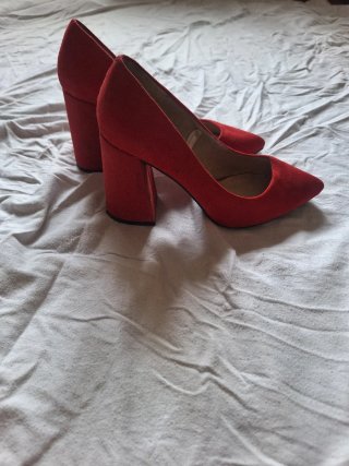 Zapatos tacón rojos Talla 38