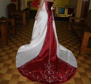 Vestido de Novia Blanco y Rojo
