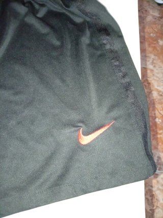 Pantalón corto deportivo Nike negro