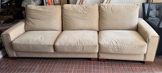 Sofá beige 3 plazas tela