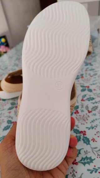 Sandalias deportivas mujer slip-on beige