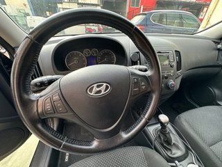 Hyundai i30 2010 108000