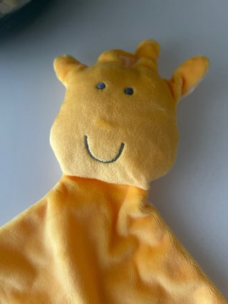DOU DOU PELUCHE JIRAFA AMARILLA DE MAYORAL