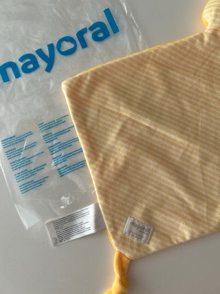 DOU DOU PELUCHE JIRAFA AMARILLA DE MAYORAL