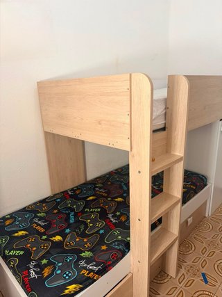 Cama Litera con Armario y Cajones