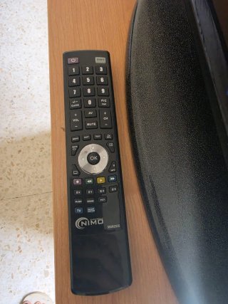 Televisor OKI Negro