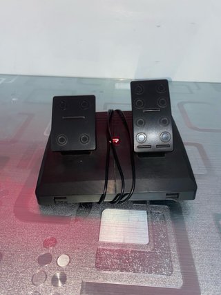 Volante Thrustmaster PS4 Usato