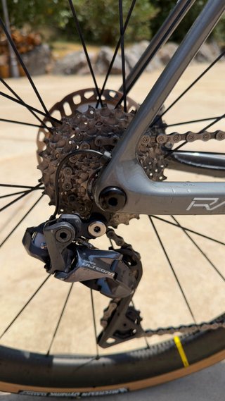 Megamo Raise – Talla M – Full Carbon – Ultegra