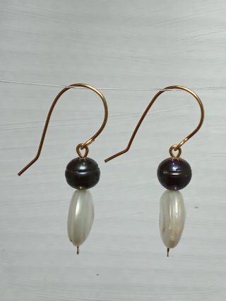 Pendientes Perlas Grandes Moneda y Perlas Negras