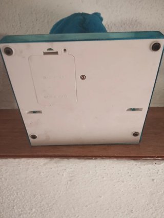 Juguete musical vintage de delfín