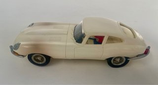 Jaguar E-Type Scalextric Exin