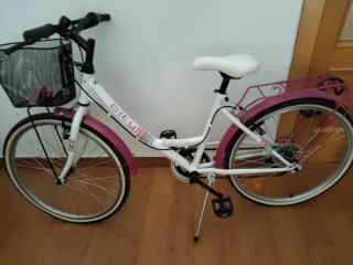 Bicicleta 24 con cesta y marchas