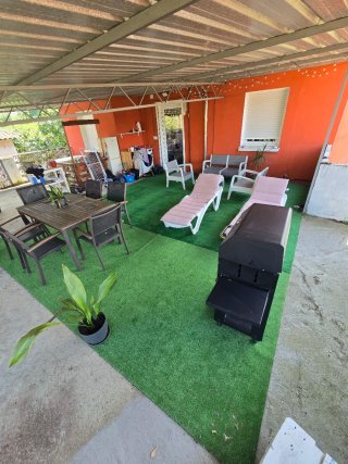 ​Título: ¡SUPER CHOLLO TERRAZA!