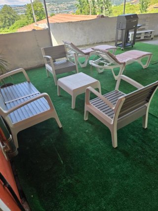 ​Título: ¡SUPER CHOLLO TERRAZA!