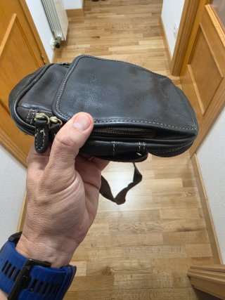 Bolso/Bandolera de piel hombre  sin usar KATANA
