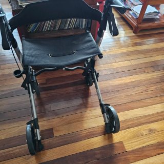 Andador adultos KESSER
