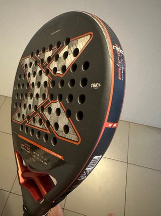 Pala Padel Nox AT10 Genius Agustin Tapia 18K