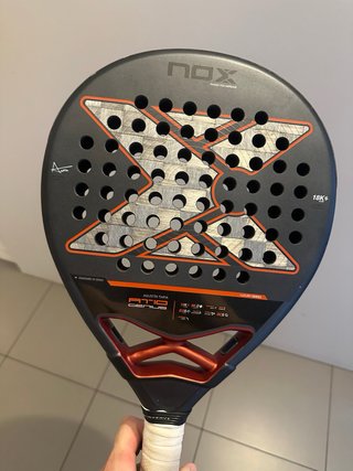 Pala Padel Nox AT10 Genius Agustin Tapia 18K