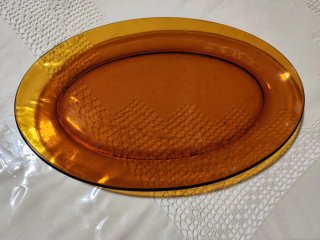 Fuente cristal ámbar vintage.