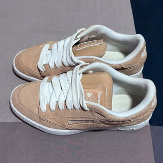 Reebok Club C Classic Beige Talla 43 - Sin Usar