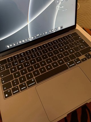 MacBook Air M2 13