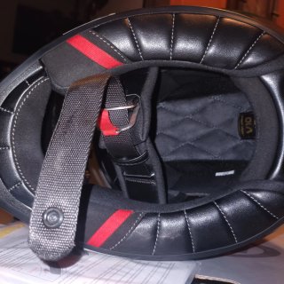 Casco HJC V10