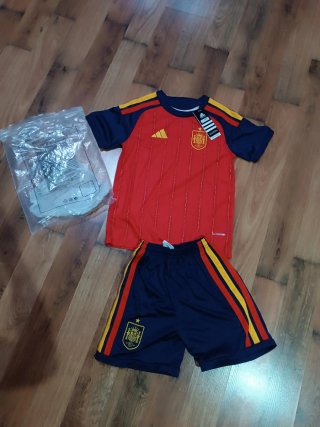 Equipación España infantil