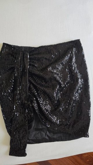 Minigonna paillettes nere Lioness tg. M
