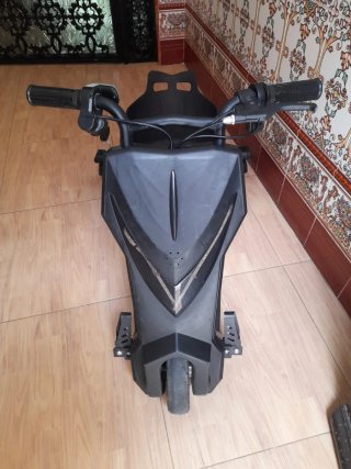 Triciclo de Deriva Eléctrico con Bluetooth