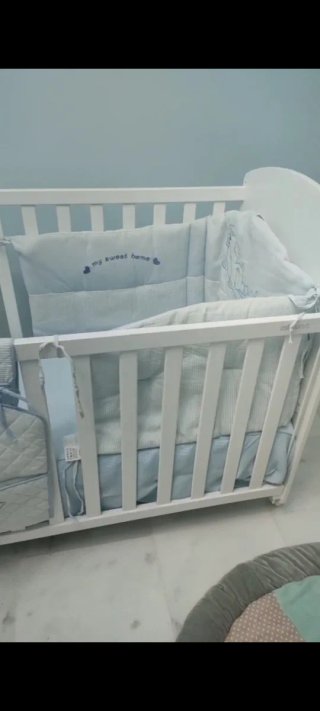 Cuna Micuna blanca con protector